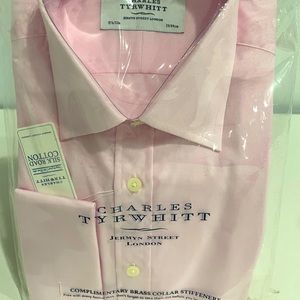 Charles Tyrwhitt men’s dress shirt. Brand new in package. Size 15.5/33 in